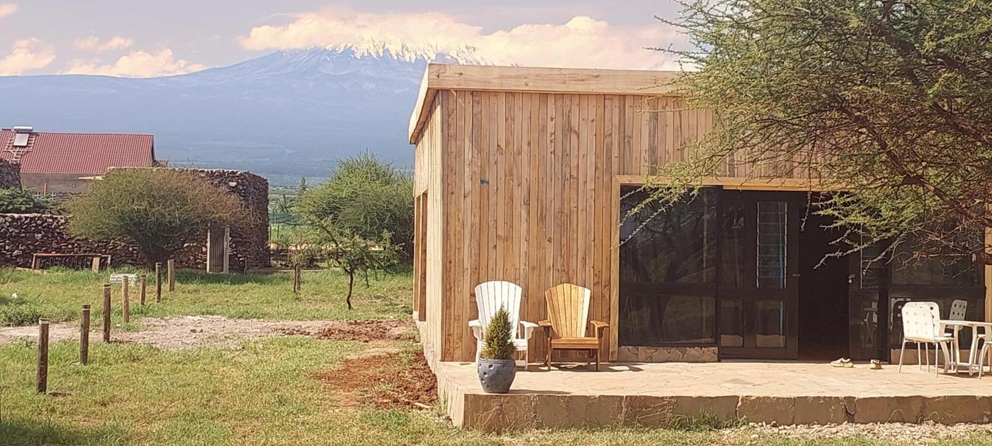Amboseli Glass House Oloitokitok Exterior foto