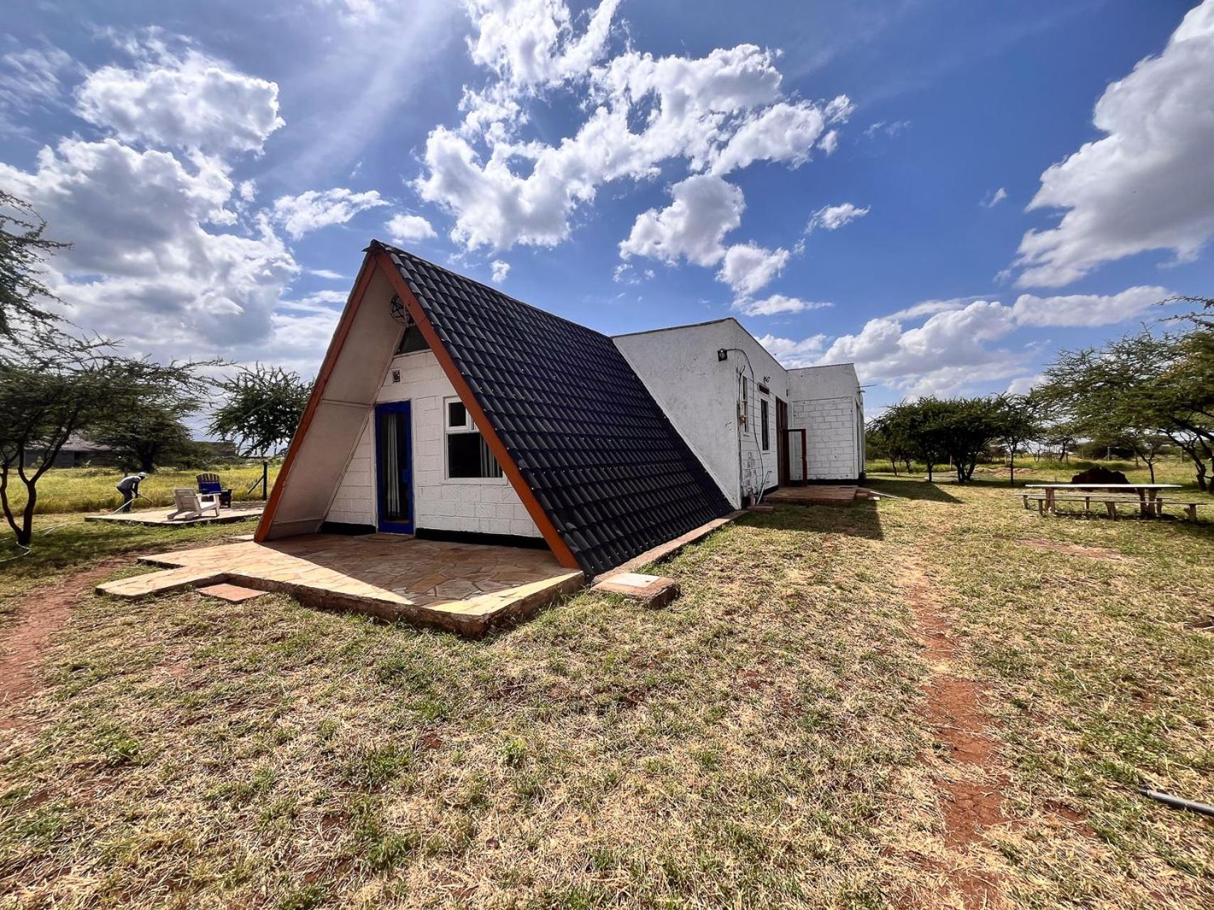 Amboseli Glass House Oloitokitok Exterior foto