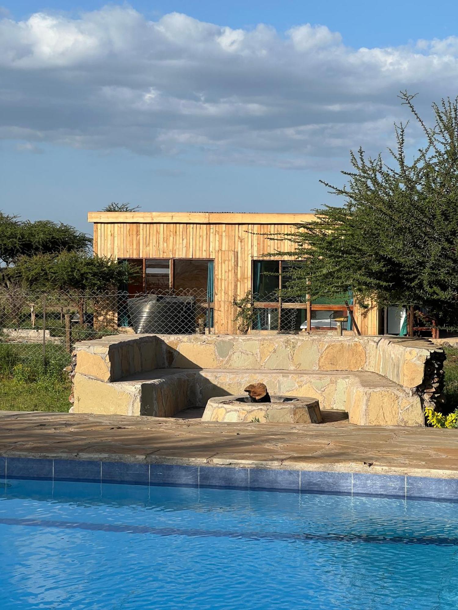 Amboseli Glass House Oloitokitok Exterior foto