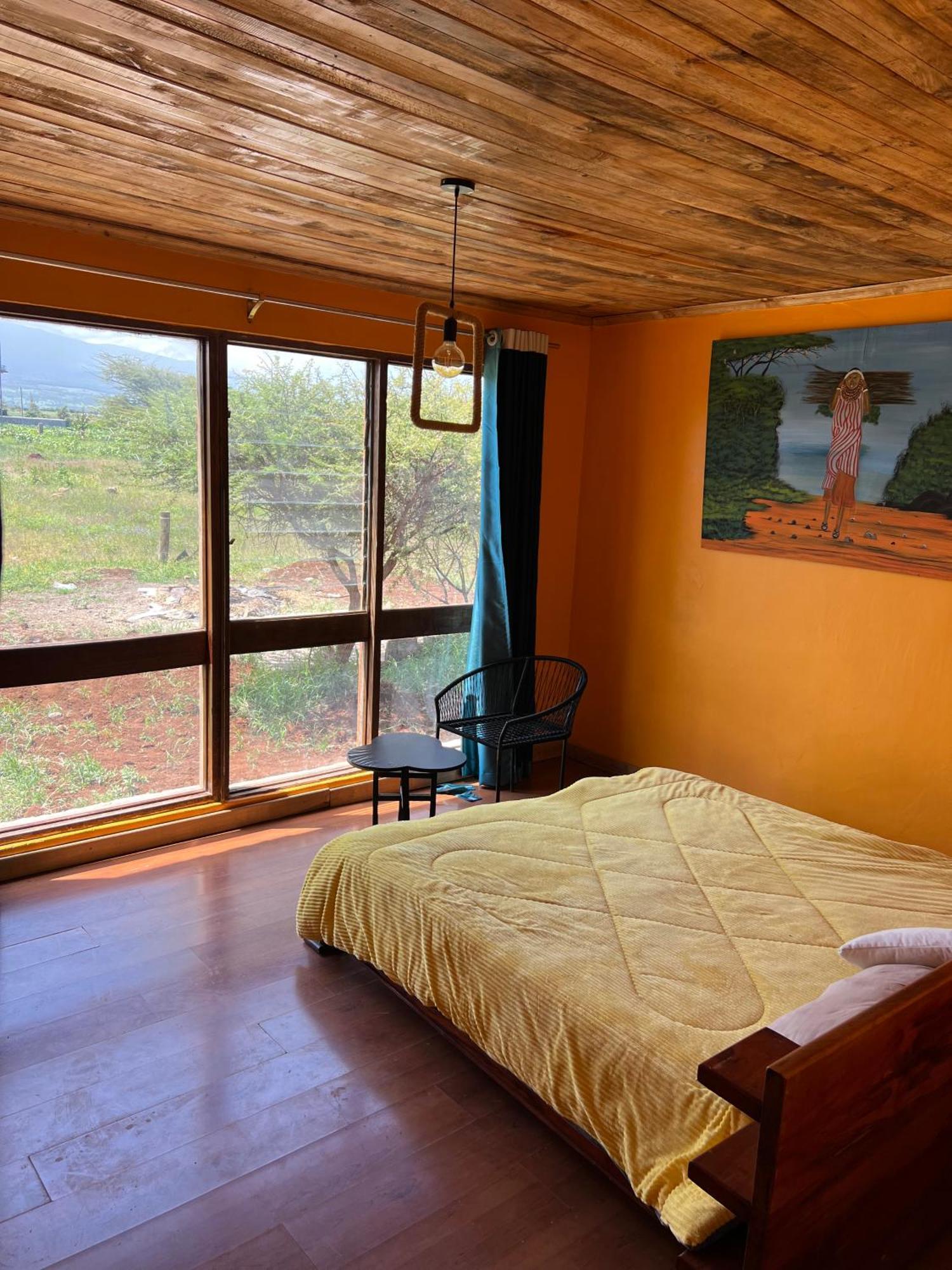Amboseli Glass House Oloitokitok Exterior foto